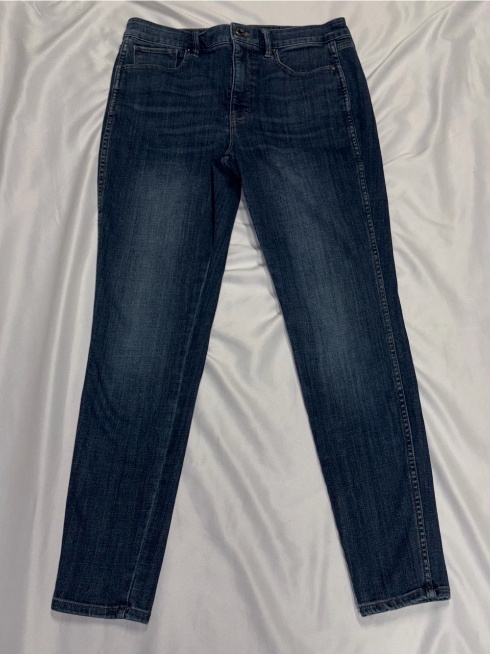 Classic Dark Blue Women’s Skinny Jeans White House Black Market Lot C